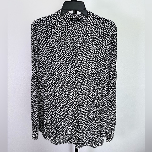 Apt. 9 Tops - Brand new, no tags Apt. 9 Essentials Monochrome Patterned Blouse